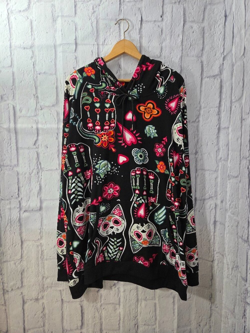Willotis Women's Plus 3X Black Pink Sugar Skull Cat Skeleton Pullover Hoodie